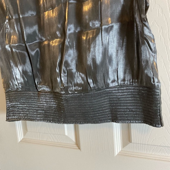 Rachel Roy Silver Sleeveless V-Neck Top size medium - Picture 10 of 12